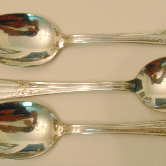 Wallace "Lenox" Silverplate Flatware 3+ Sets - Picture 2 of 8